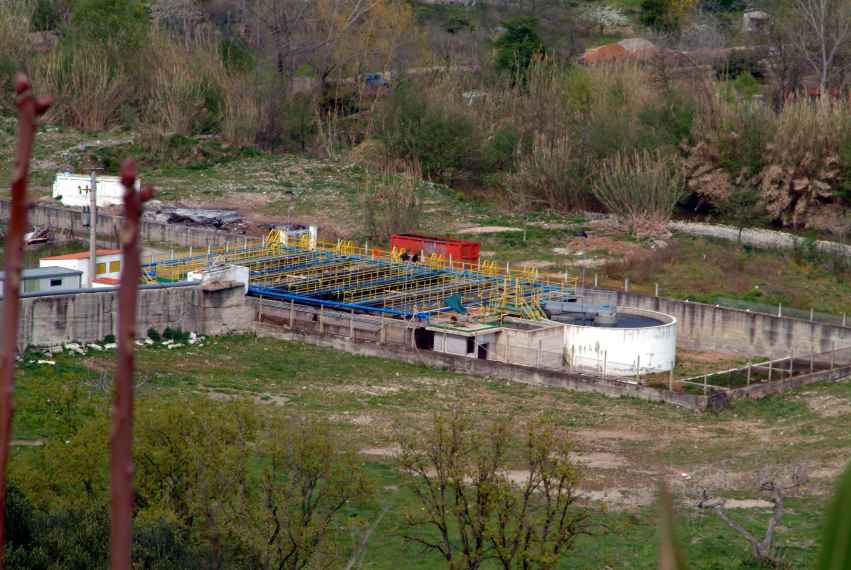 Il vecchio depuratore in riva al Lambro in localit Isca - Palinuro 