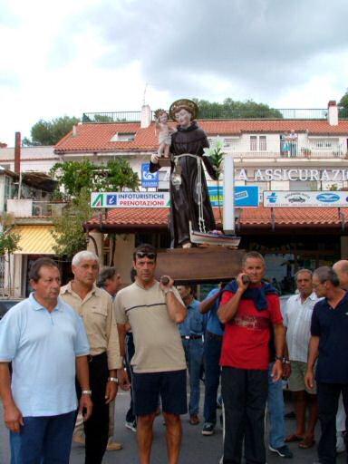La statua miracolosa di Sant'Antonio del Porto