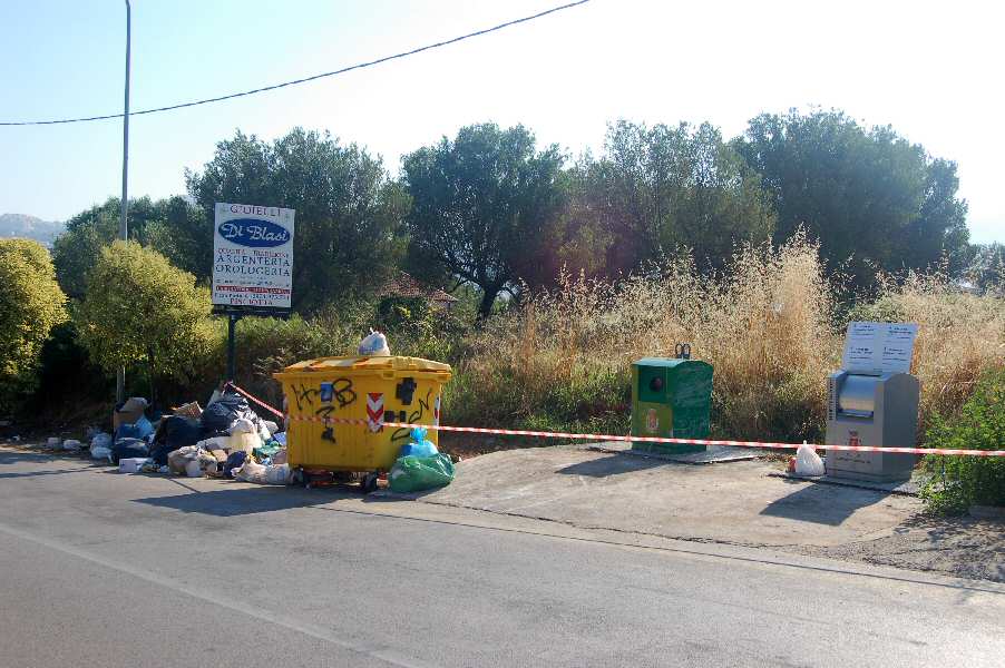 Primo giorno di raccolta differenziata 