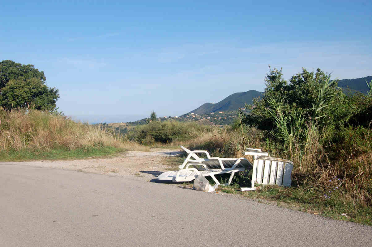 Spazzatura al Velardino